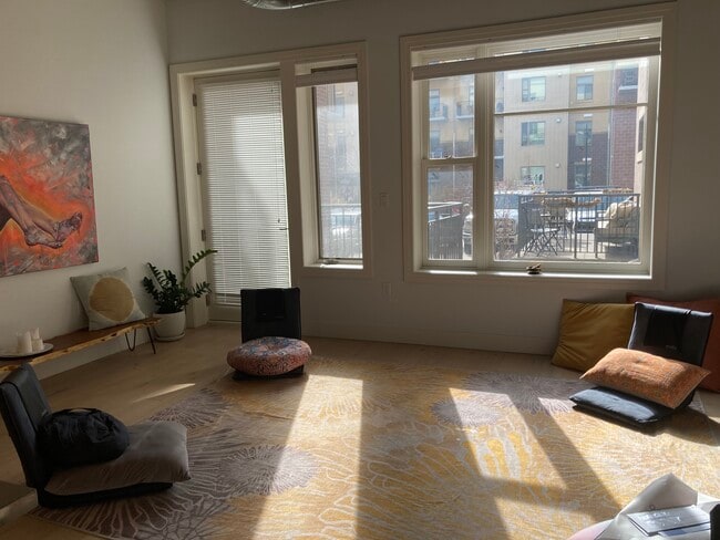 Photo - 3401 Arapahoe Ave Unit Big Studio in Luxury Bldg