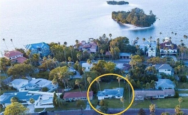 Photo - 1790 Santa Barbara Dr