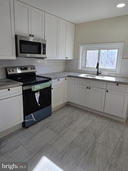 Photo - 6002 W Thompson St