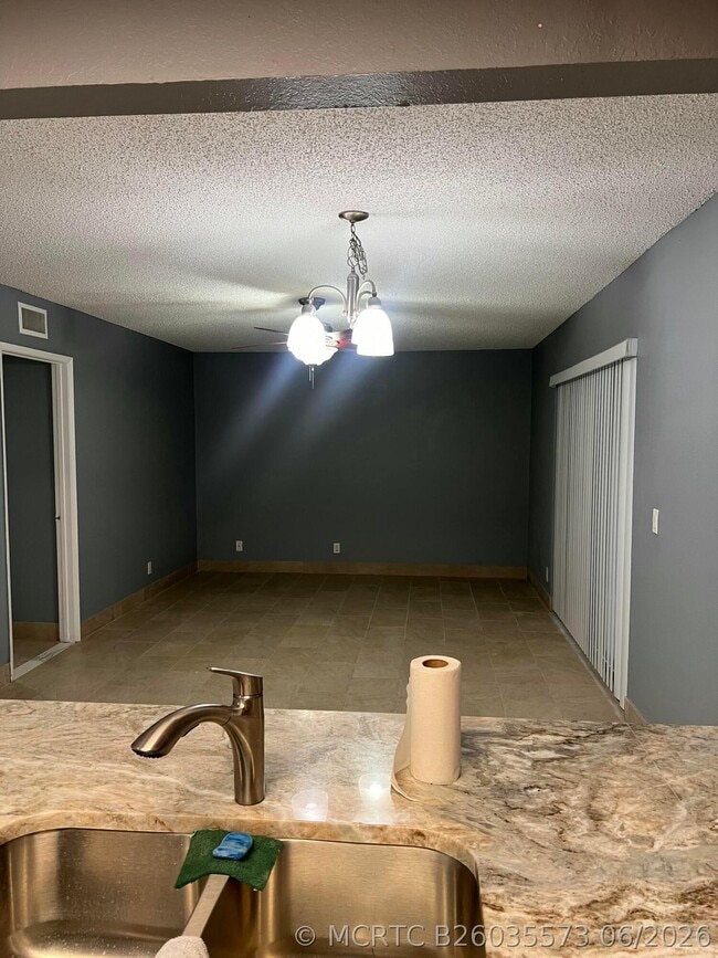 Photo - 1661 Balfour Point Dr Unit E