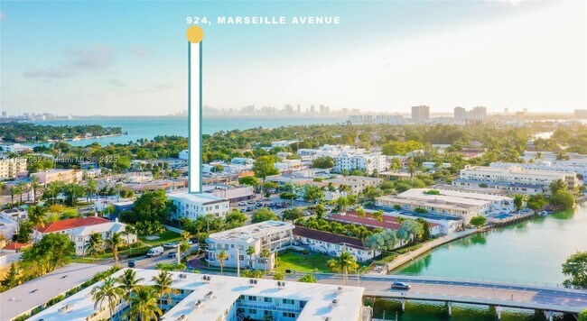 Photo - 924 Marseille Dr Unit 33