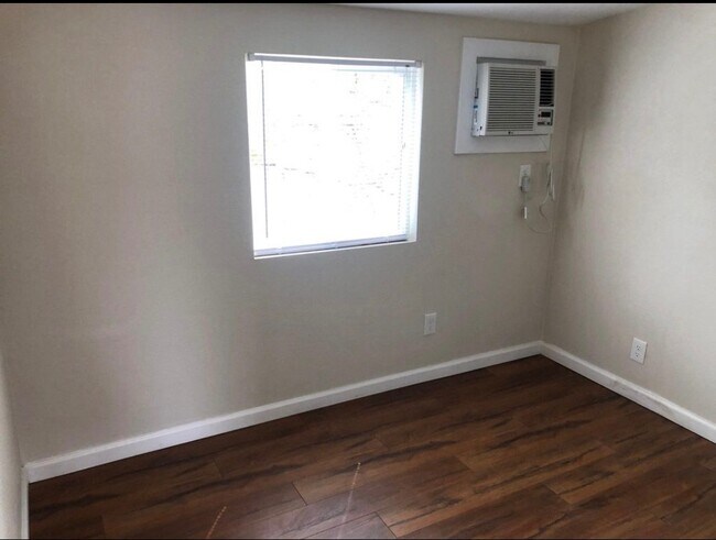 Photo - 5404 Rockwell Dr