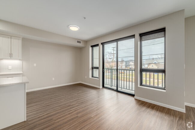 2BR, 2BA - 1,790SF - Dining Room