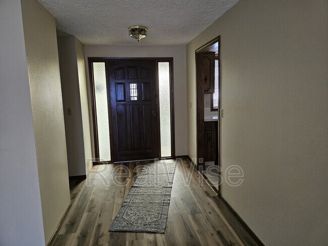 Photo - 11019 NW 33rd Ave