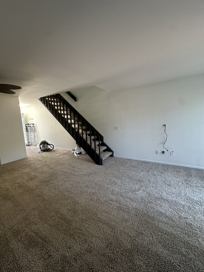 Photo - 336 S Memphis Way