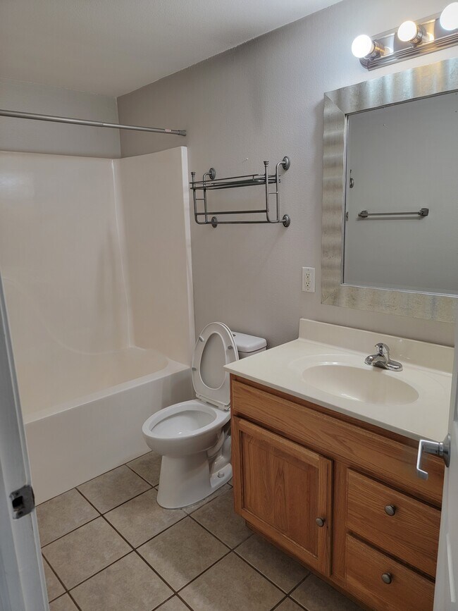 3738 Riverbed Ln SE Condo Unit 9 Condo for Rent in Caledonia, MI