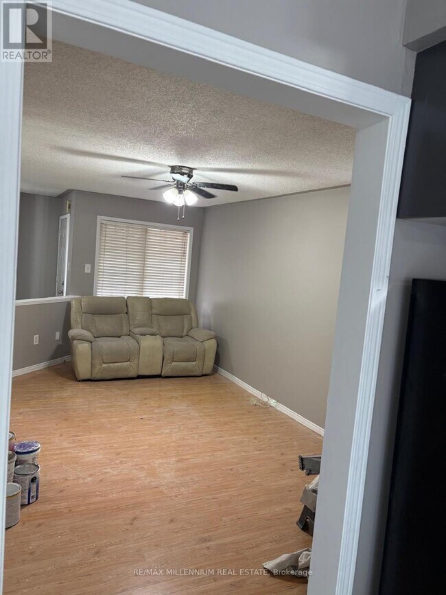 Photo - 29 Needlewood Ln