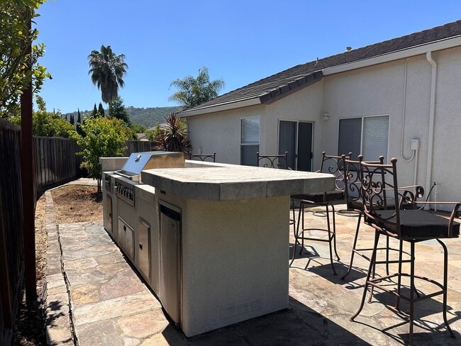 Photo - 6360 Raspberry Ct