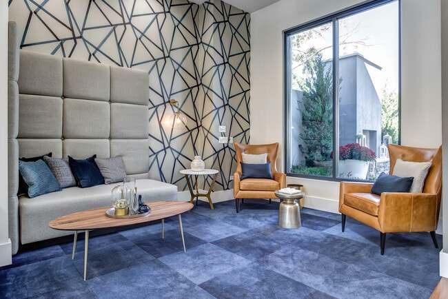 Residences at Arlington Heights