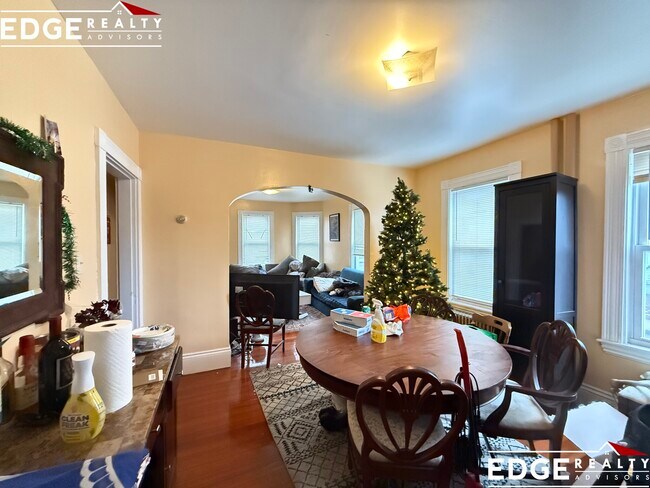 Photo - 223 Parsons St Unit 2M