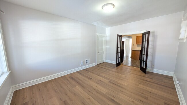 Photo - 5042 Mardel Ave Unit 5044 1F