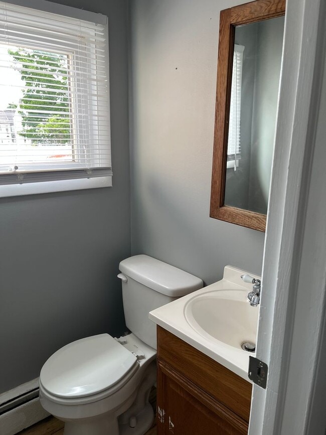 Photo - Beautiful 3-bedroom, 1.5-bathroom home in the heart of Lancaster!