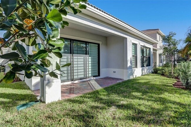 Photo - Northwest 39th Court, Coral Springs, FL 33065 - 3 BR 3 BA single-family home