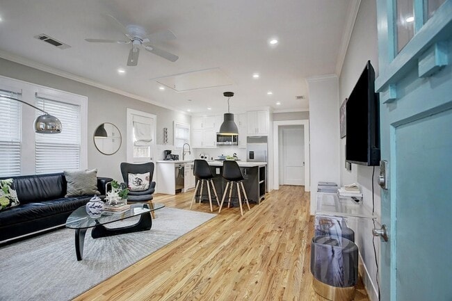 Photo - 127 Payne St