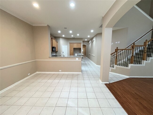 Photo - 3305 Knollcrest Ln