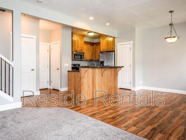 Photo - 538 W 1595 N Unit 104