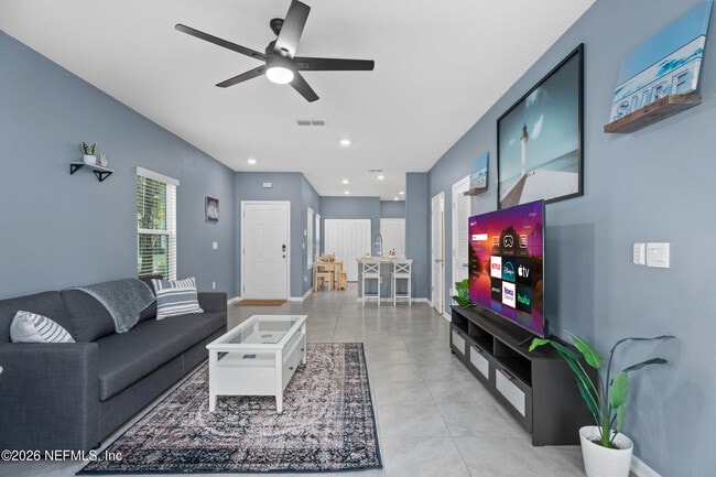 Photo - 237 Aralia Ln