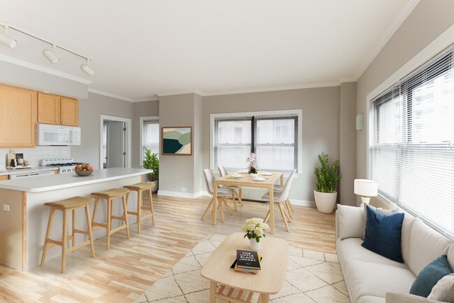 Photo - 25 E. Delaware