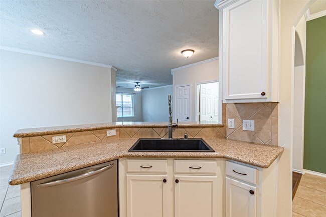 Photo - 17911 Serene Shore Dr