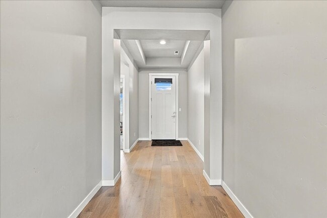 2328 E Danzee Dr