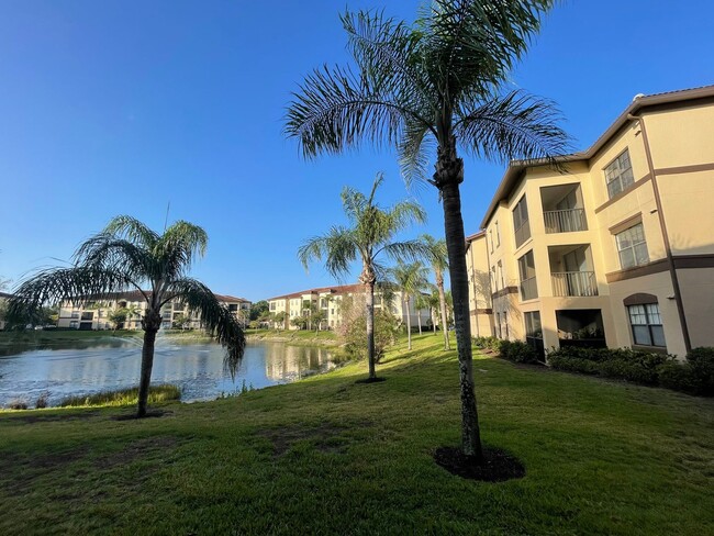 ANNUAL RENTAL - 2 BED / 2 BATH WITH LAKE ... - ANNUAL RENTAL -  2 BED / 2 BATH WITH LAKE ... Unit 302