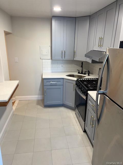 Photo - 59-08 58th Rd