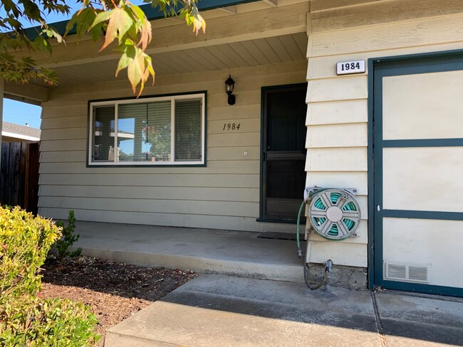 Photo - 1984 Harris Ave Townhome