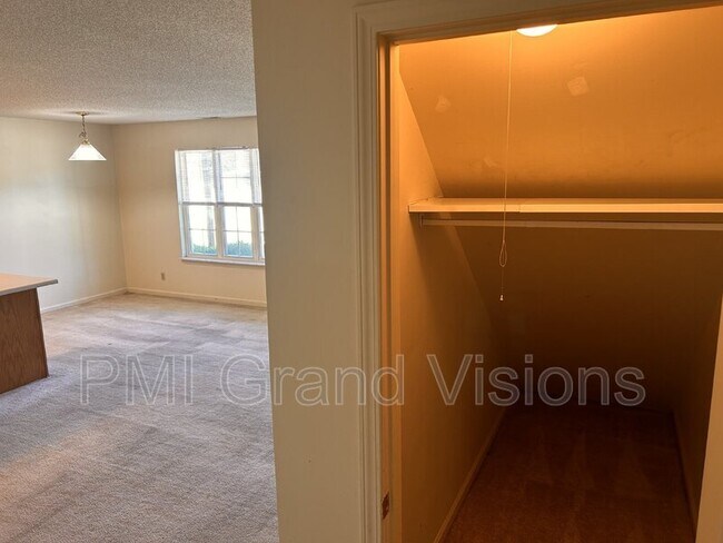 Photo - 1306 Arthur Ave Unit 3