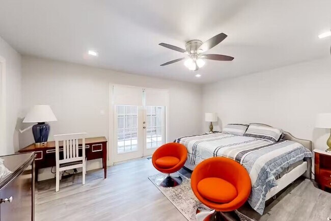 Photo - 6325 Riverview Way Unidad A