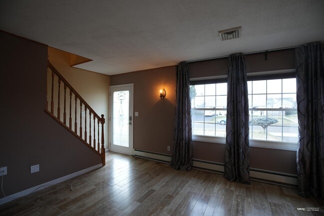 Photo - 90 Cobalt Ridge Dr E