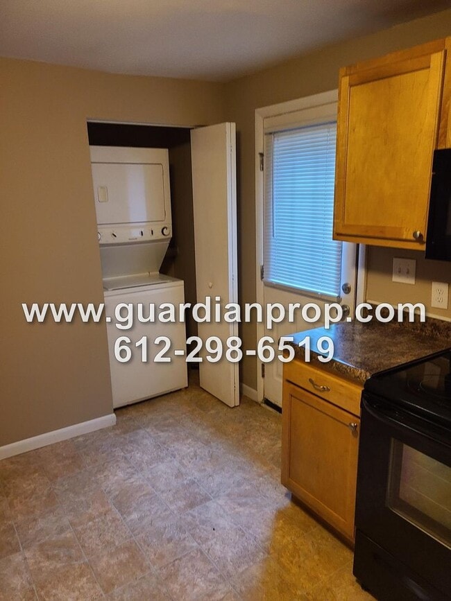 Photo - House in Midway Available September 1, Updated Kitchen & Bath, Fenced Yard, 2 Car Garage
