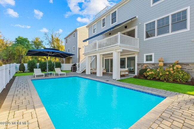 Photo - 382 Western Ave