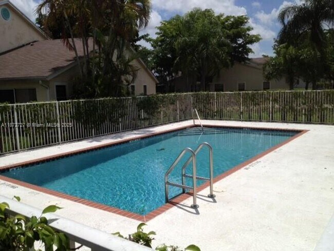 Photo - 5827 NW 57th Ave