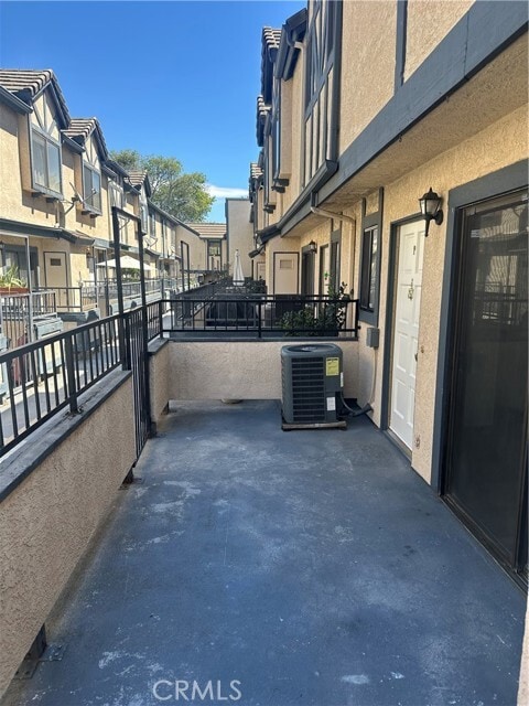 Photo - 1814 S Eighth Ave Unit P