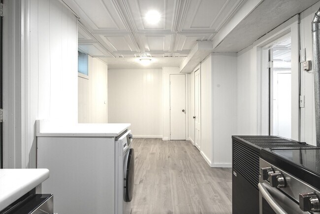 Photo - 5 Stoneland Rd Unit 4