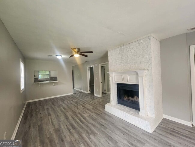 Photo - 1168 Pinedale Cir NW