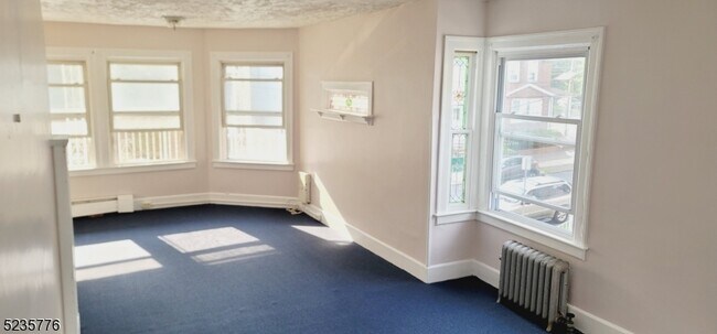 Photo - 248 Smith St