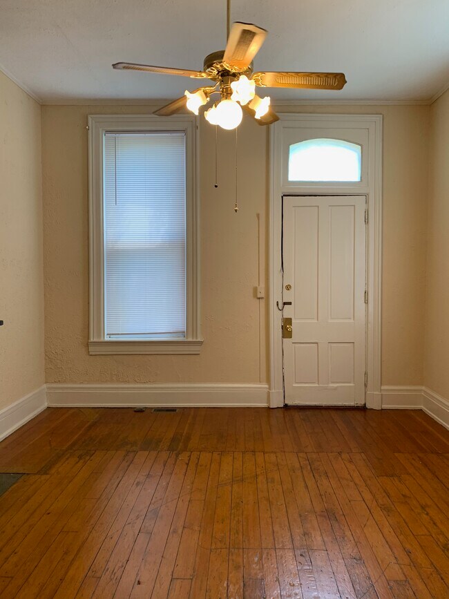 Photo - 2435 Ohio Ave Unit 1