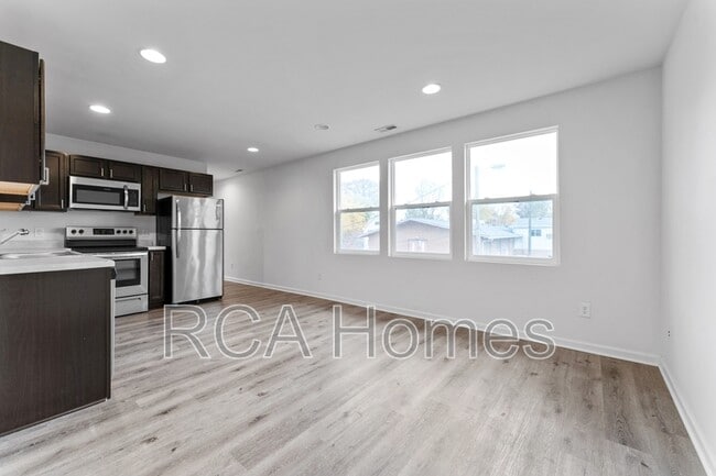 Photo - 1306 Woodlawn Ave