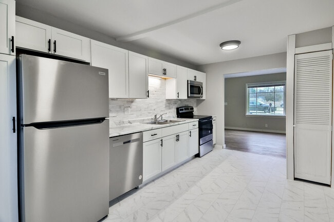 all new everything! - 208 Harlem Rd