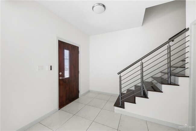 Photo - 19 Harmony Ln