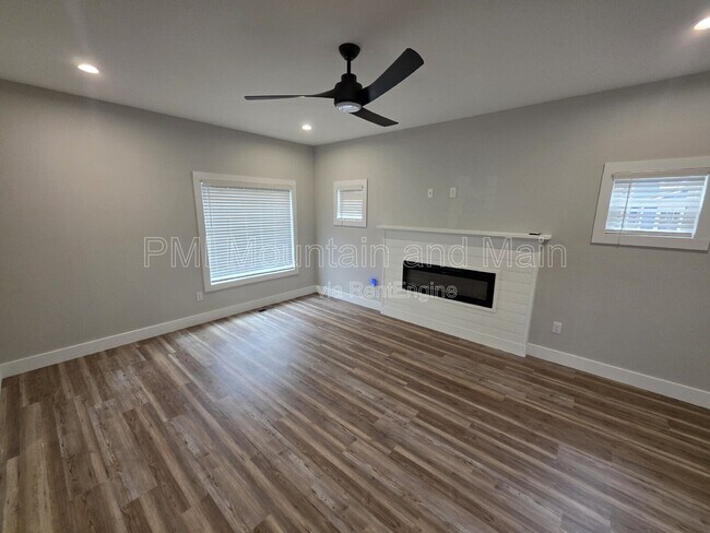 339 Hazel Mill Rd