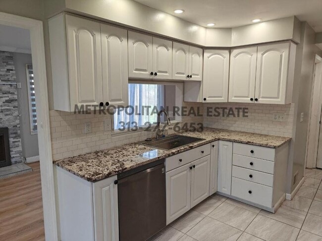 Photo - 289 Selkirk St