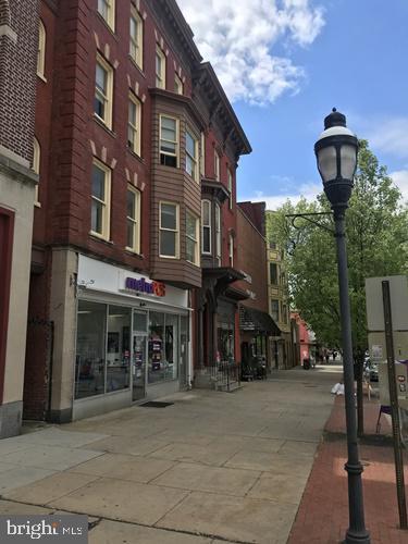 Photo - 120 W Market St