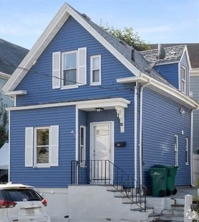 Building Photo - 62 Mt Pleasant St Rental