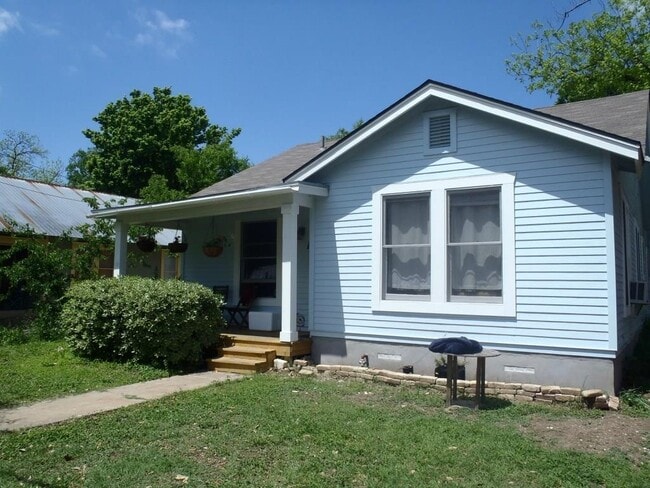Building Photo - 4910 Avenue H