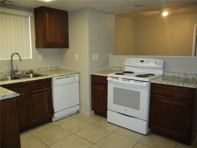 Photo - 1715 La Entrada Dr