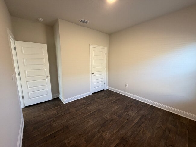 Photo - 14523 Dayton Cir