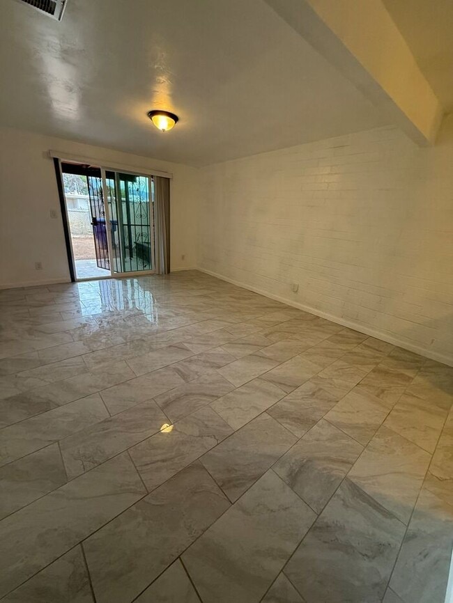 Photo - Townhome For Rent