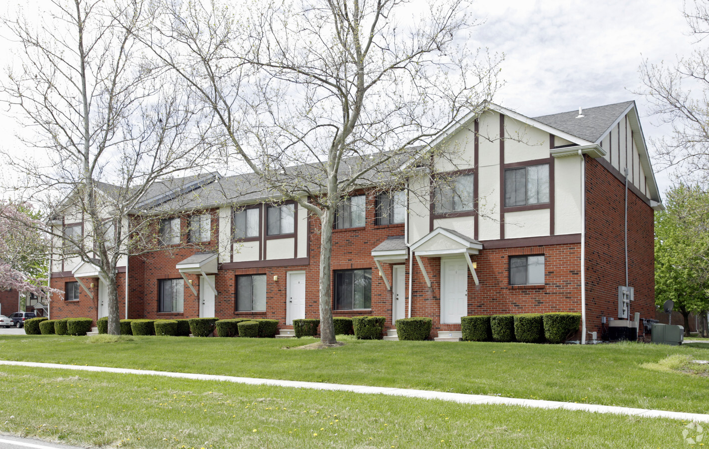 Campbell Hill Apartments - Campbell Hill Apartments